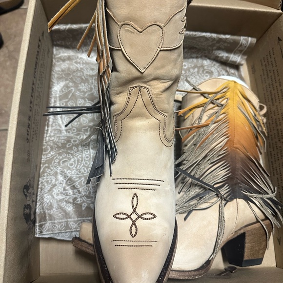 Boho Fringe Ankle Boots - Cream and Tan - Picture 7 of 8